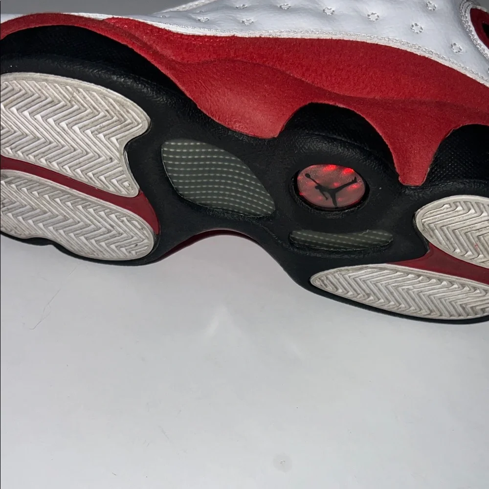 Kids size 6.5Y Jordan 13 Retro Chicago Cherry & White - Picture 3 of 11